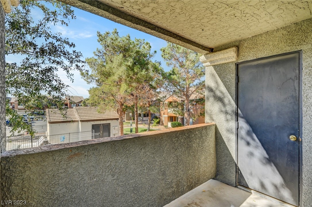 555 East Silverado Ranch Boulevard 2122