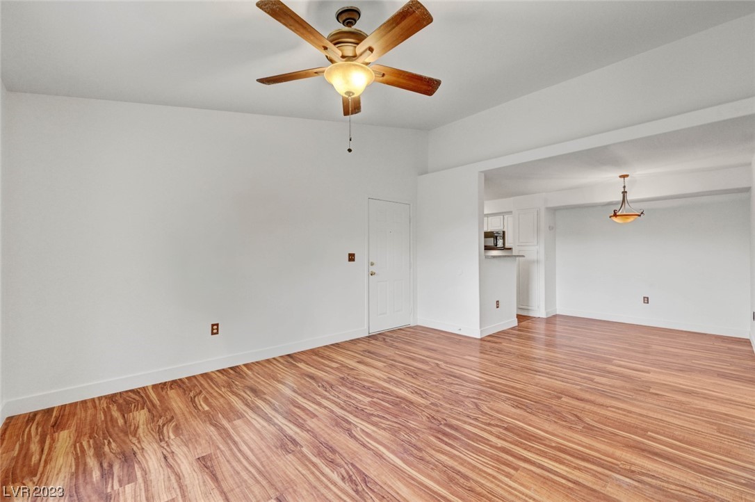 555 East Silverado Ranch Boulevard 2122