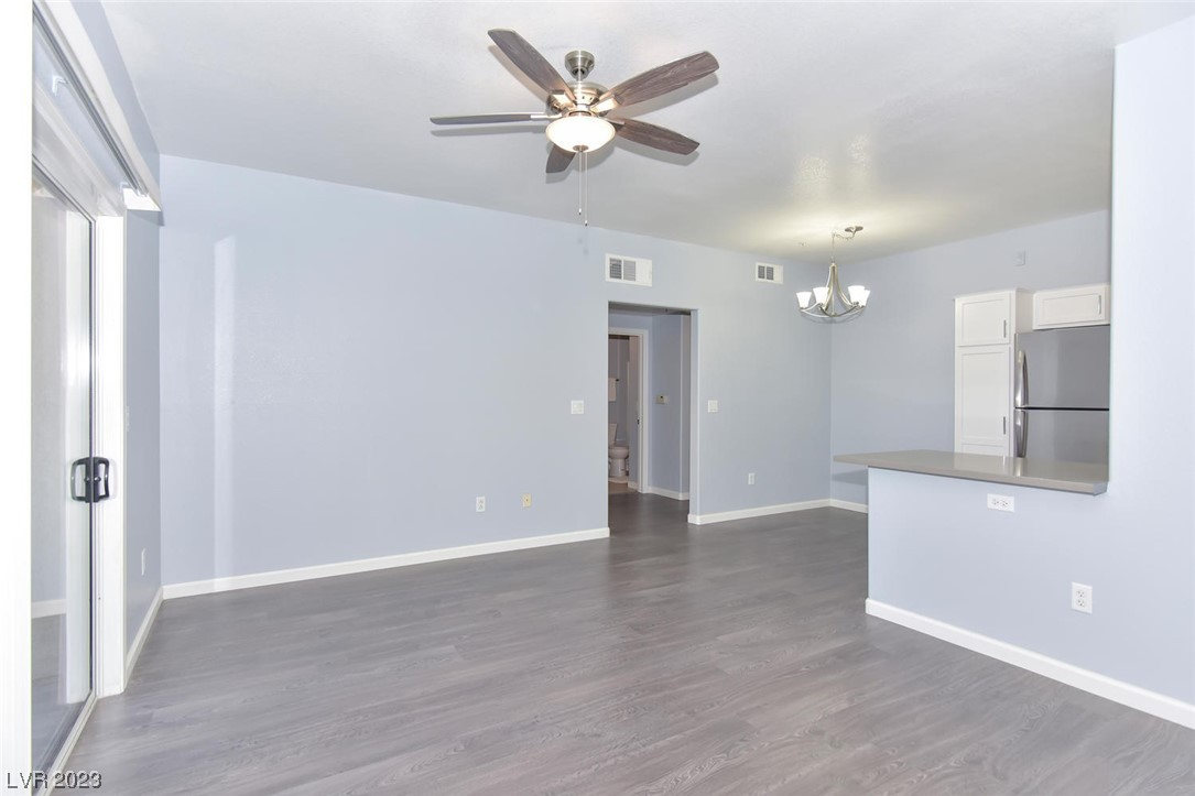 2291 West Horizon Ridge Parkway 1106