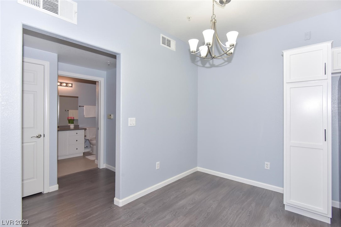 2291 West Horizon Ridge Parkway 1106