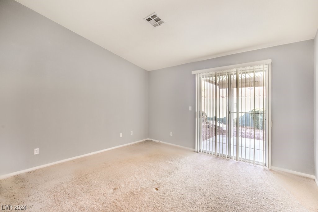 134 Windy Creek Avenue