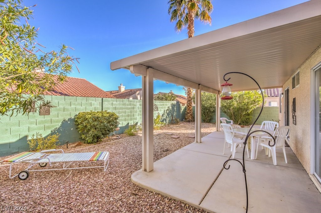 134 Windy Creek Avenue