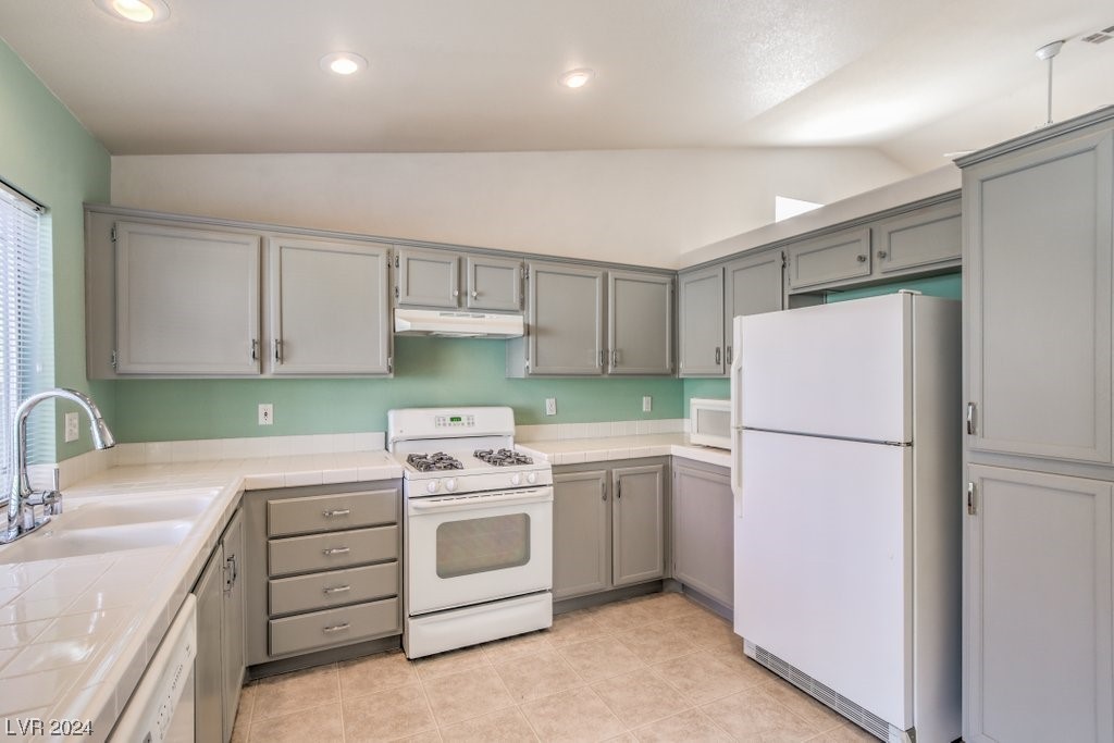 134 Windy Creek Avenue