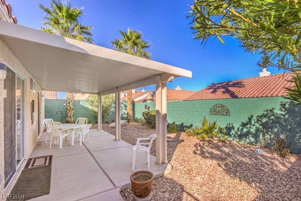 134 Windy Creek Avenue