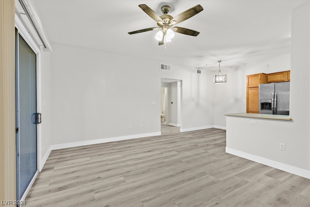 2291 West Horizon Ridge Parkway 1206