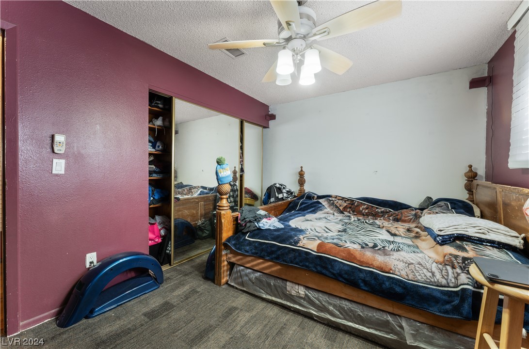 4998 East Mesa Vista Avenue