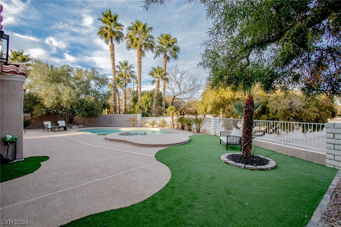 7476 Desert Flame Court