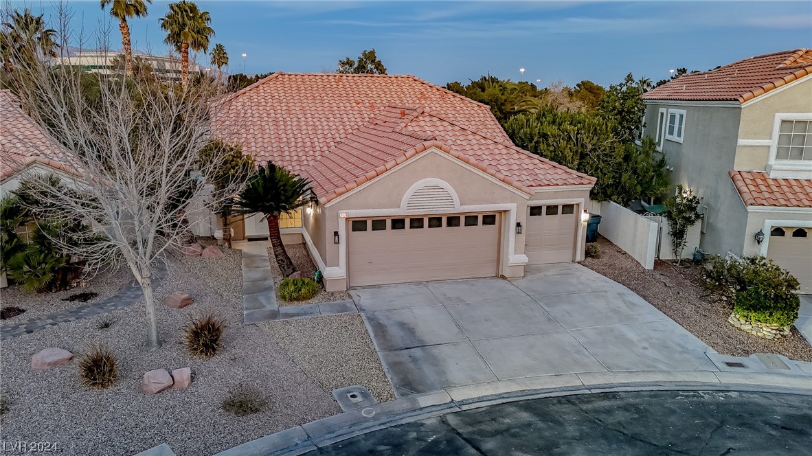 7476 Desert Flame Court