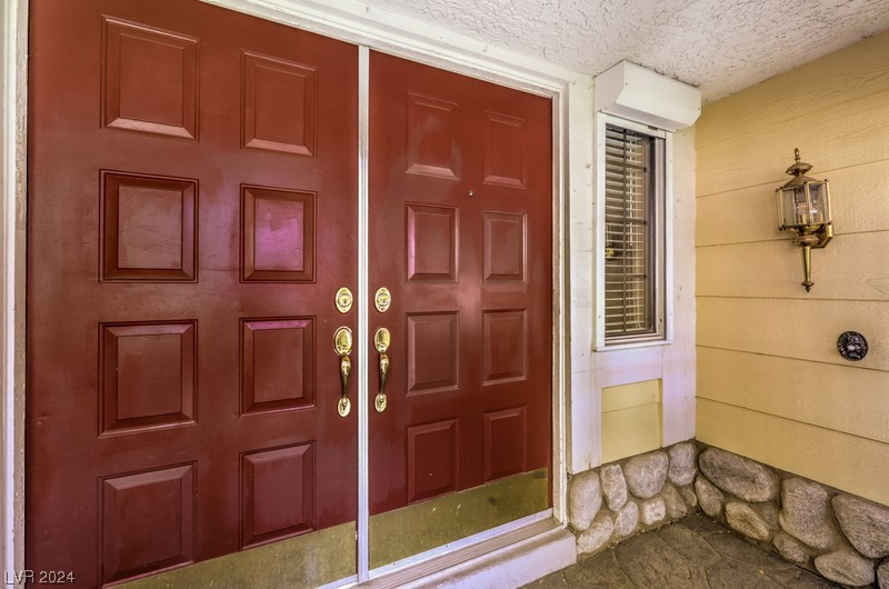 8813 Scenic Harbor Drive