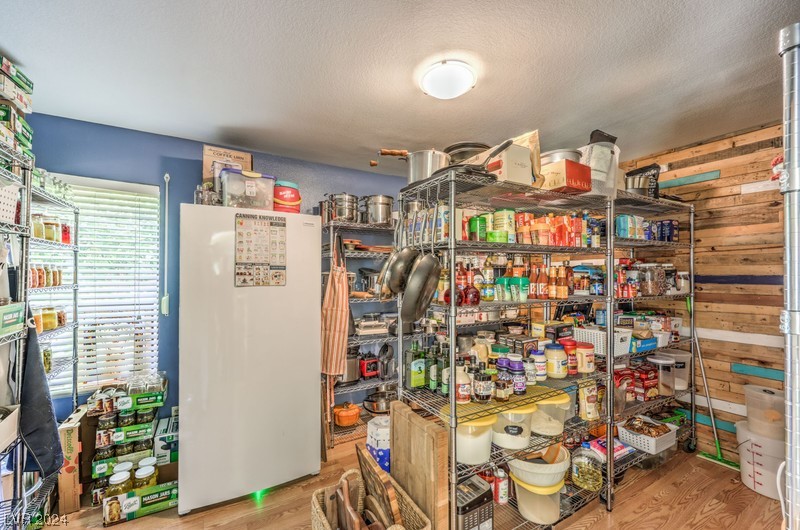 8813 Scenic Harbor Drive