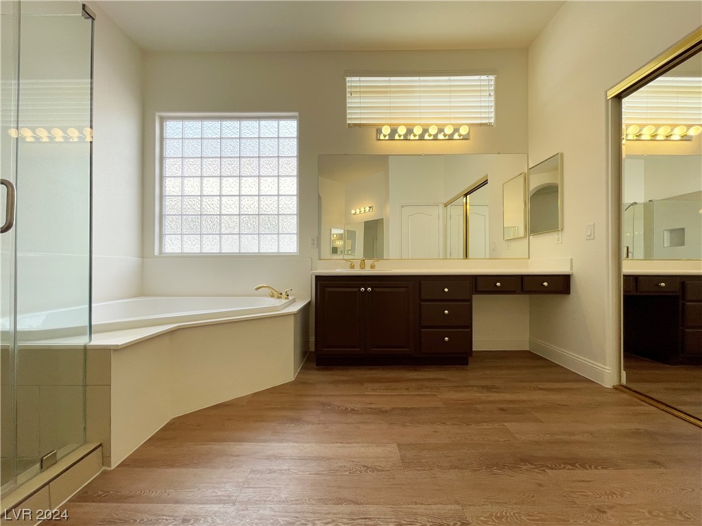 3019 Azure Bay Street