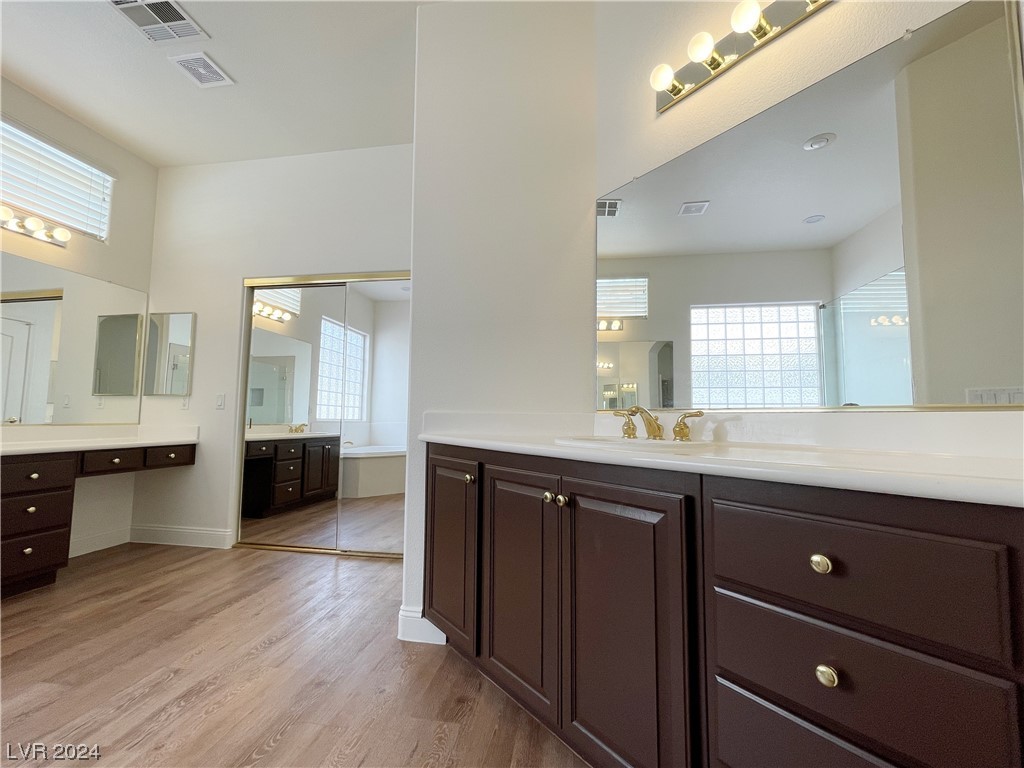 3019 Azure Bay Street