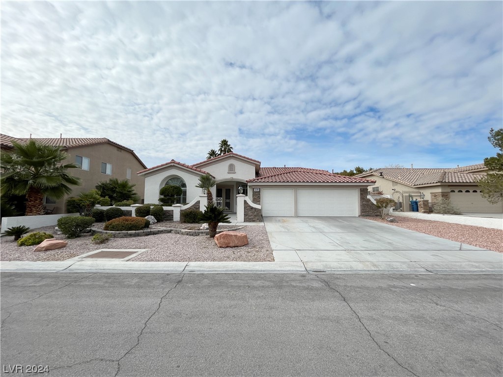 3019 Azure Bay Street