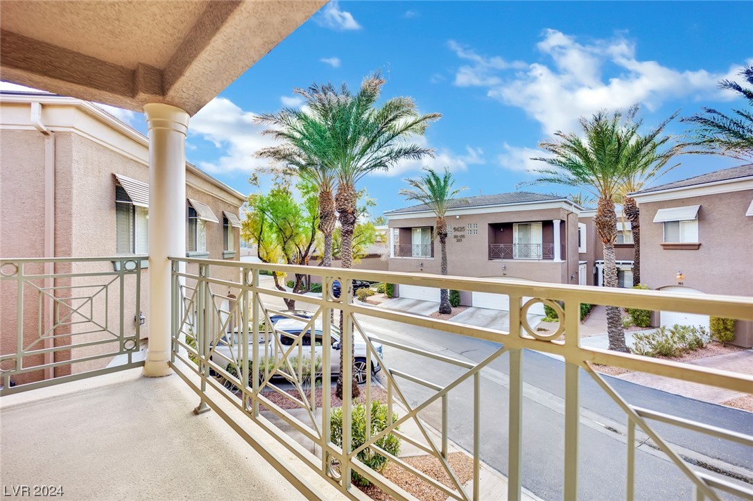 9420 San Laguna Court Unit: 104