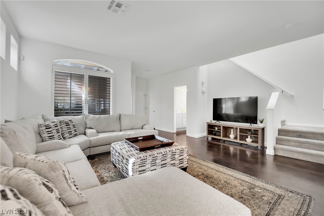 9420 San Laguna Court Unit: 104