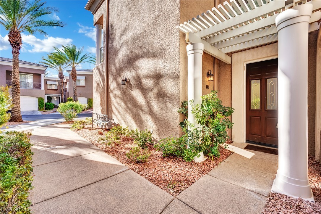 9420 San Laguna Court Unit: 104