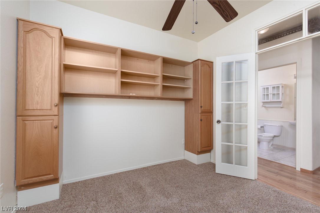 549 Kings Links Street