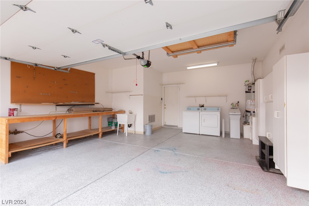 549 Kings Links Street