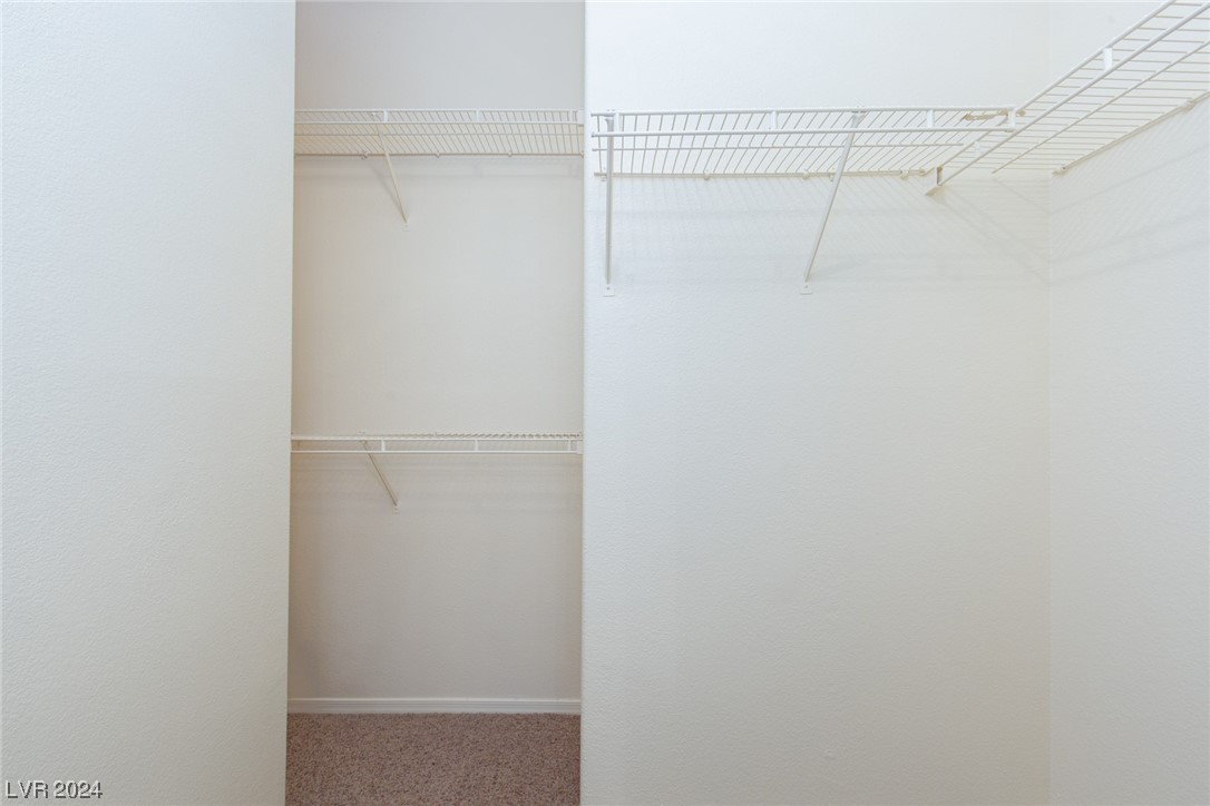 549 Kings Links Street