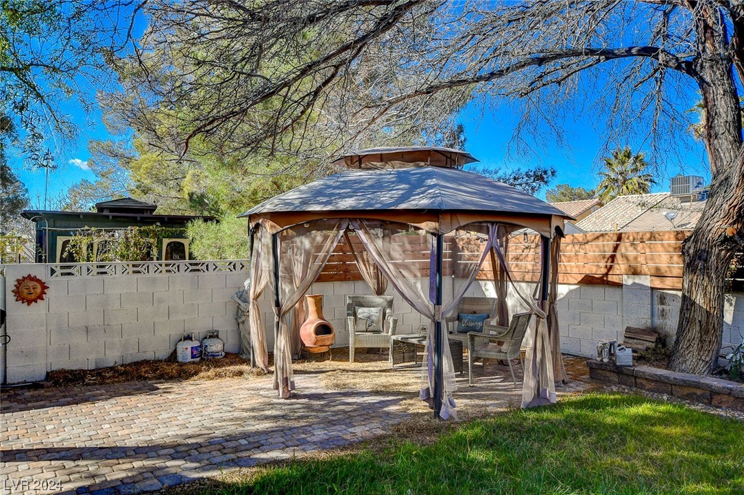 4332 Bob White Drive