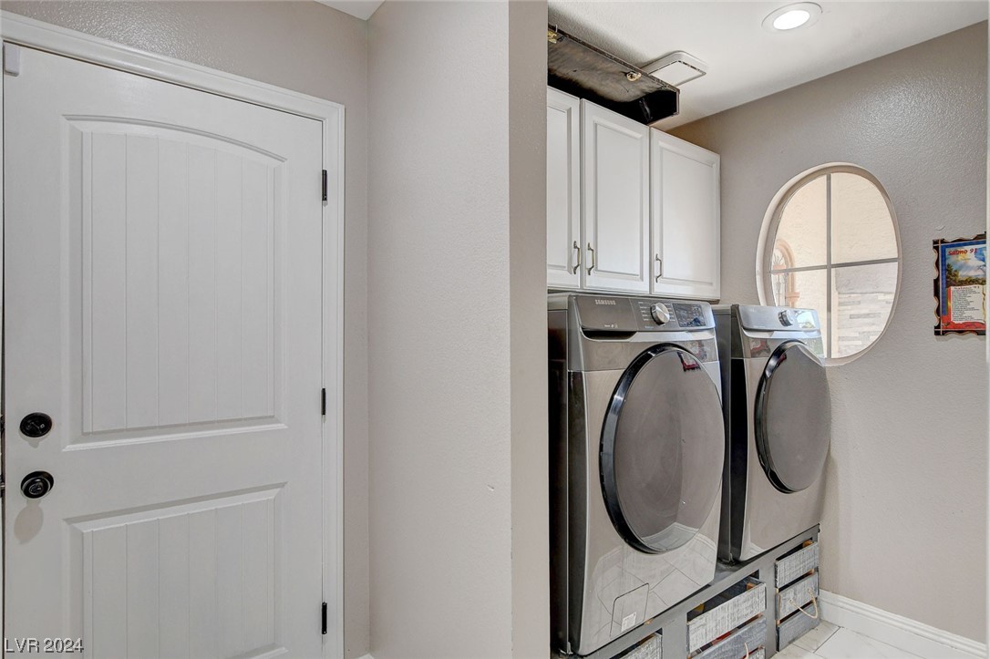 4332 Bob White Drive