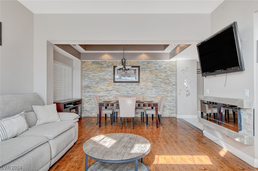 4332 Bob White Drive