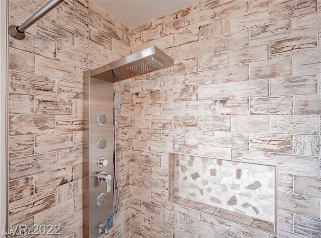 3152 Waterview Drive