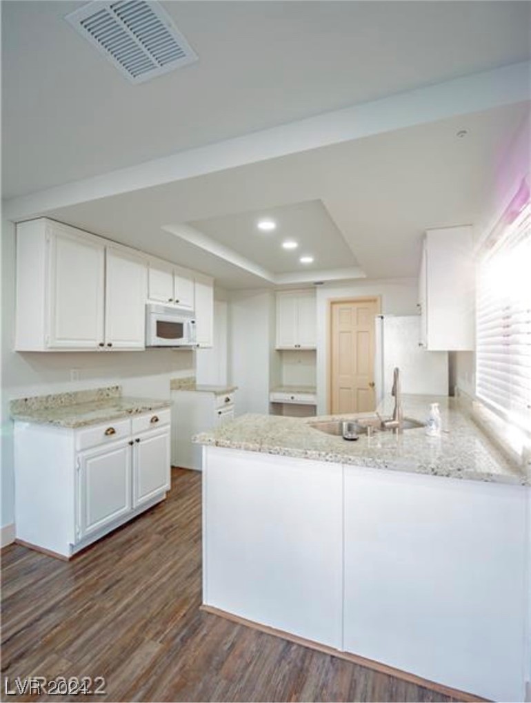 3152 Waterview Drive