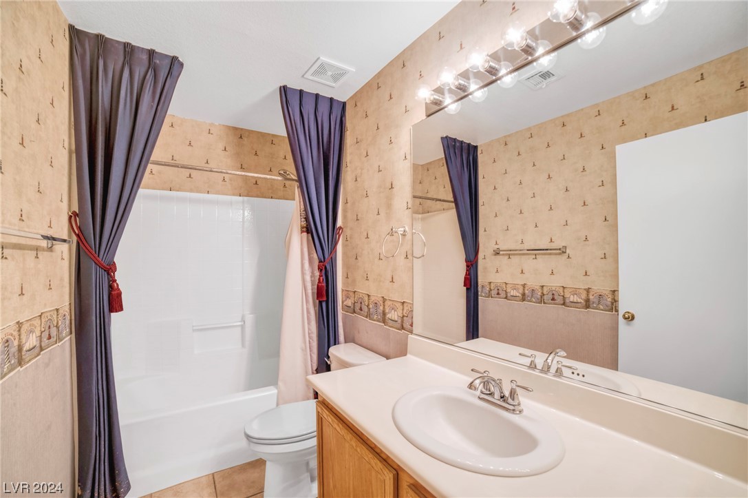 315 Laguna Glen Drive
