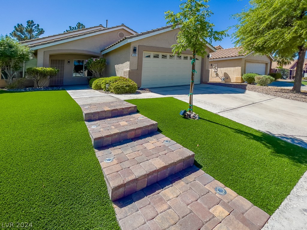 315 Laguna Glen Drive