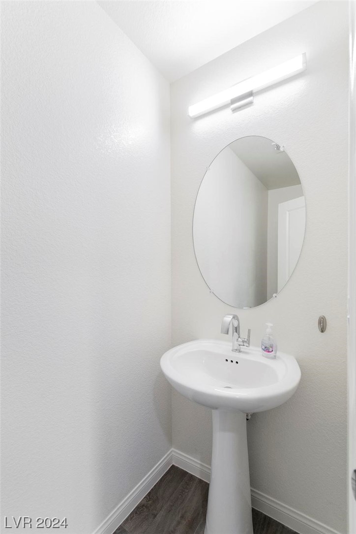 2637 Wimbledon White Court