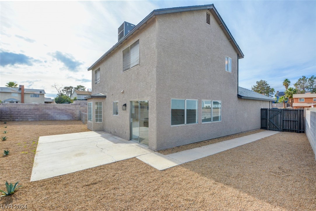 1309 Bittersweet Circle