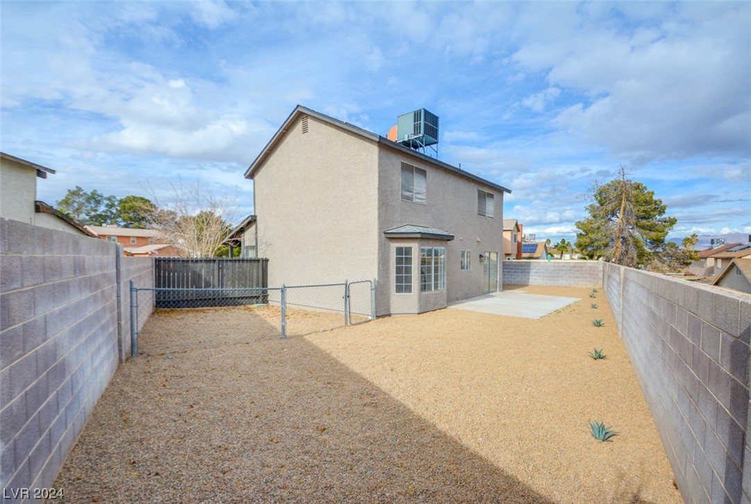 1309 Bittersweet Circle