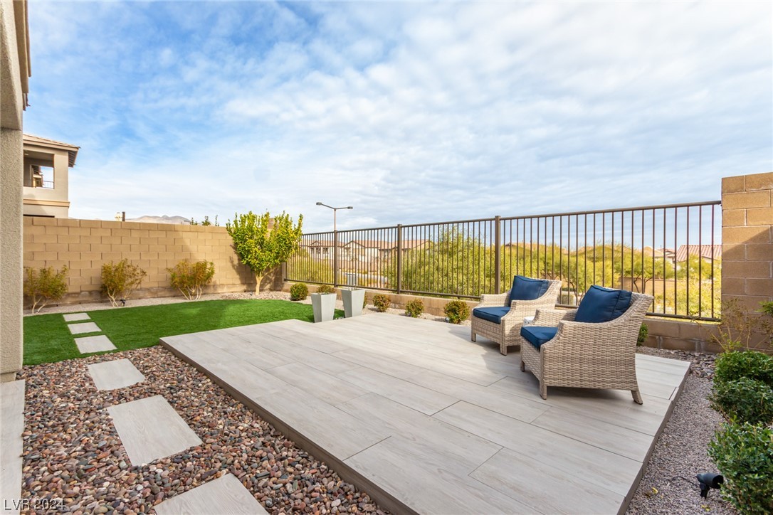 708 Rogue Wave Street