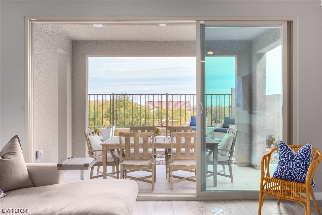 708 Rogue Wave Street