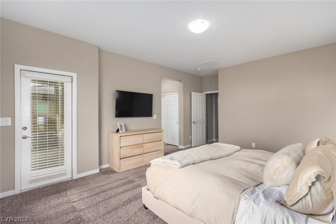 708 Rogue Wave Street