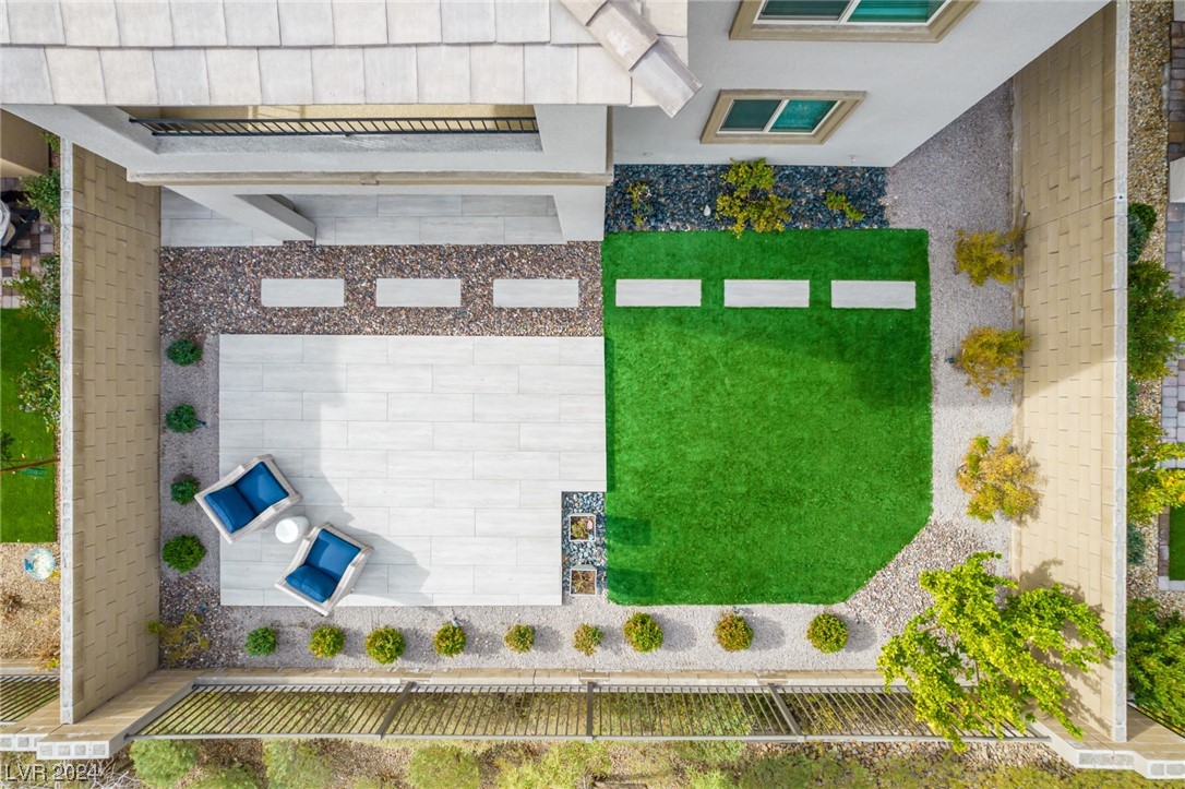 708 Rogue Wave Street