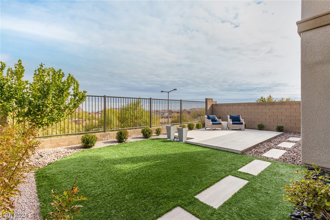 708 Rogue Wave Street