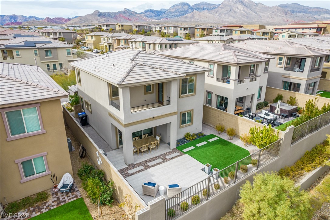 708 Rogue Wave Street