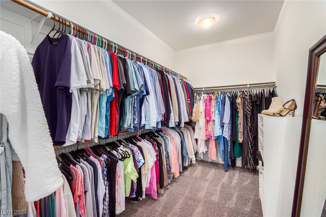 708 Rogue Wave Street