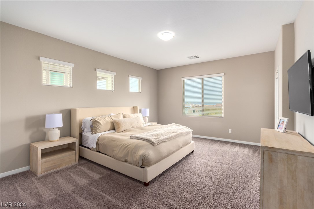 708 Rogue Wave Street