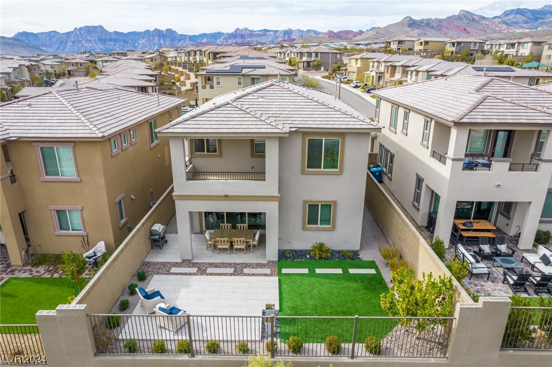 708 Rogue Wave Street