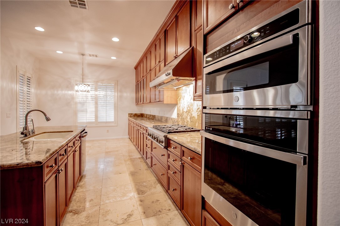 7351 Salvadora Place