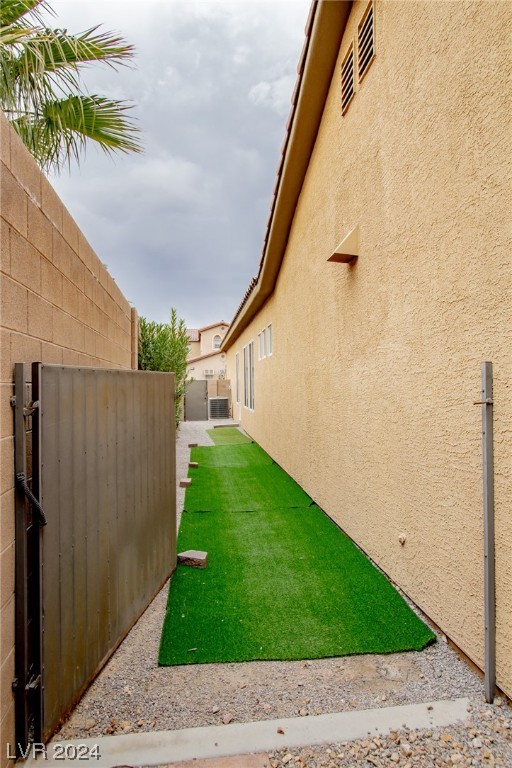 7351 Salvadora Place