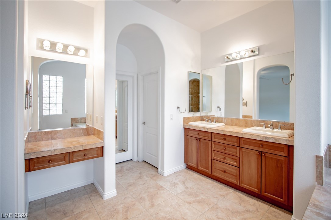 7351 Salvadora Place