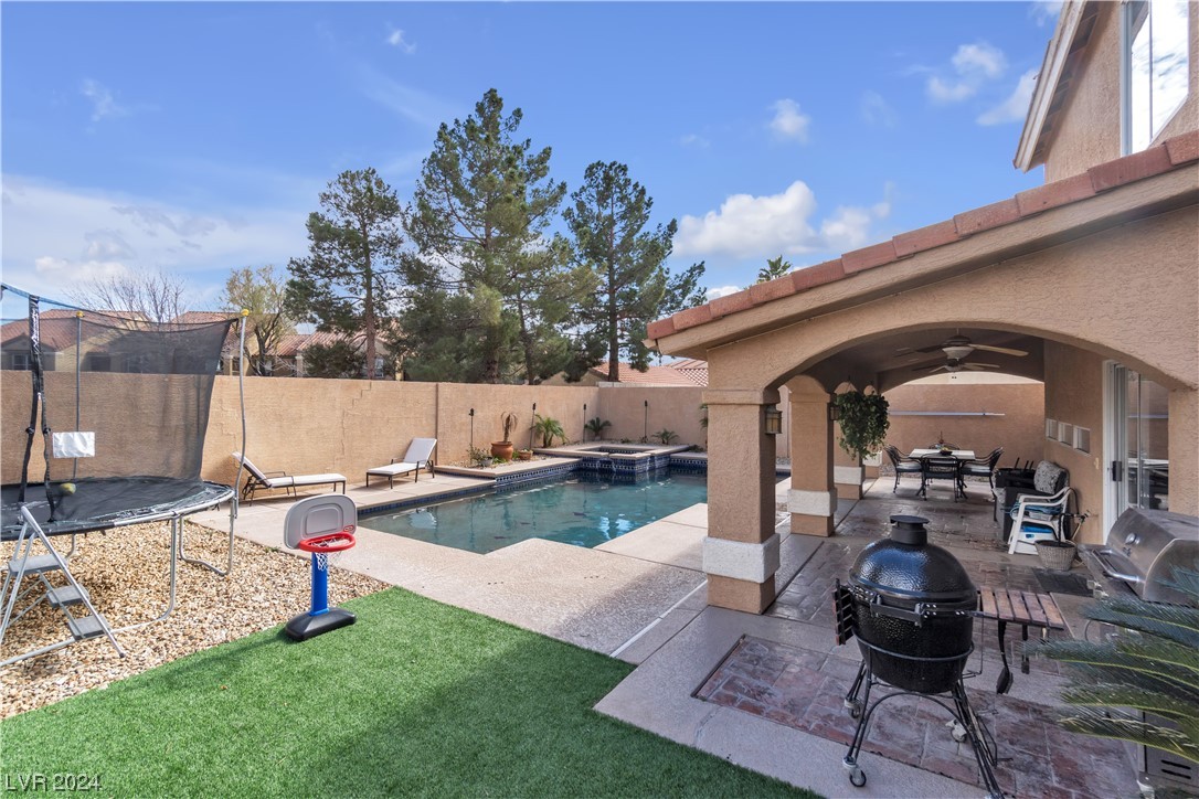 9594 Summer Cypress Street