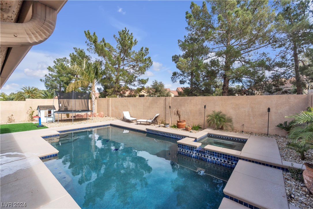 9594 Summer Cypress Street