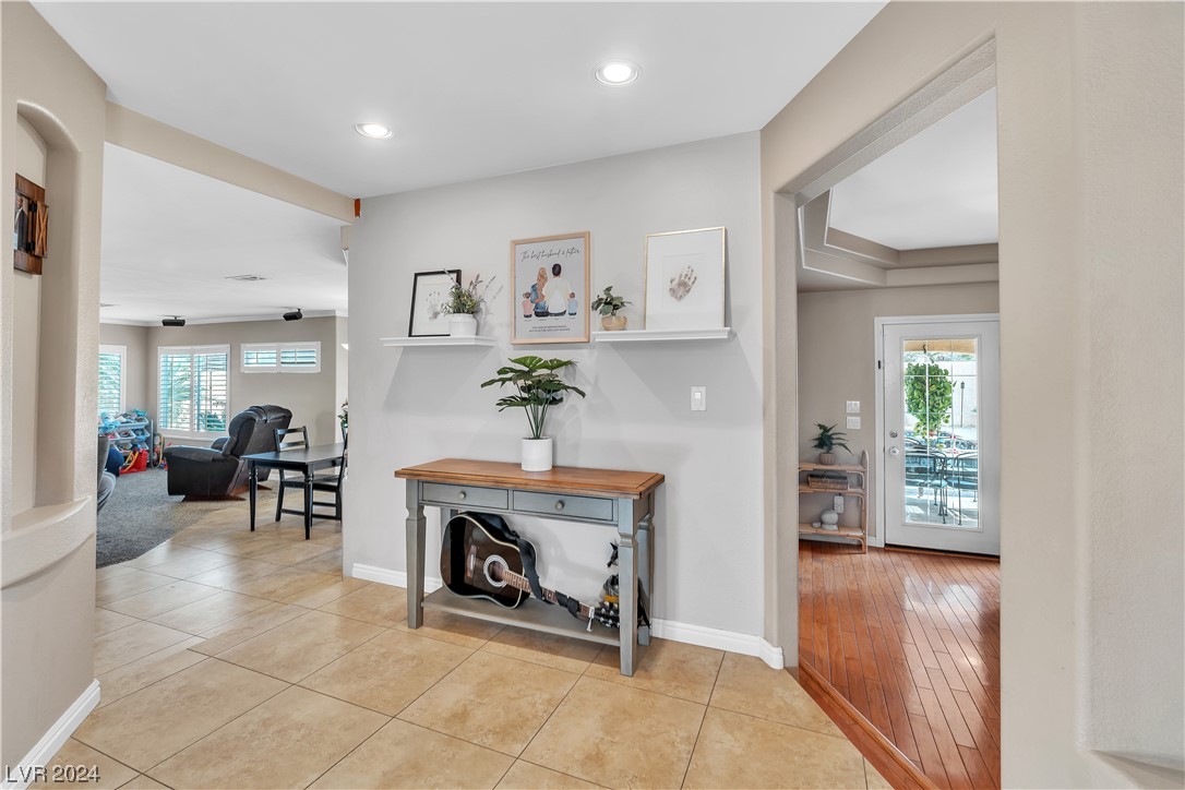 9594 Summer Cypress Street