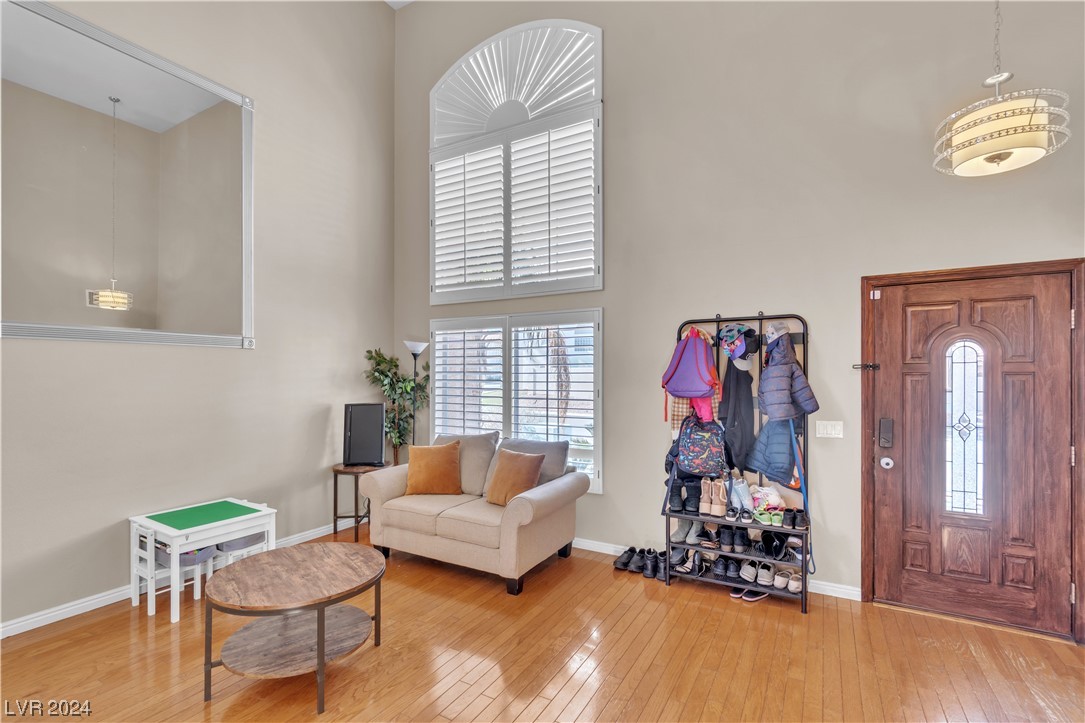 9594 Summer Cypress Street