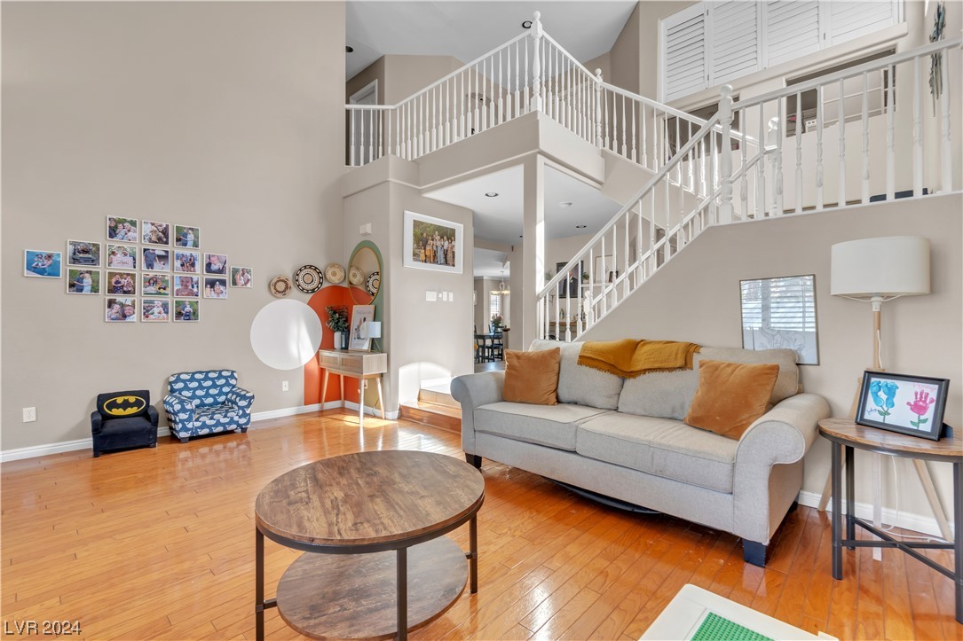 9594 Summer Cypress Street